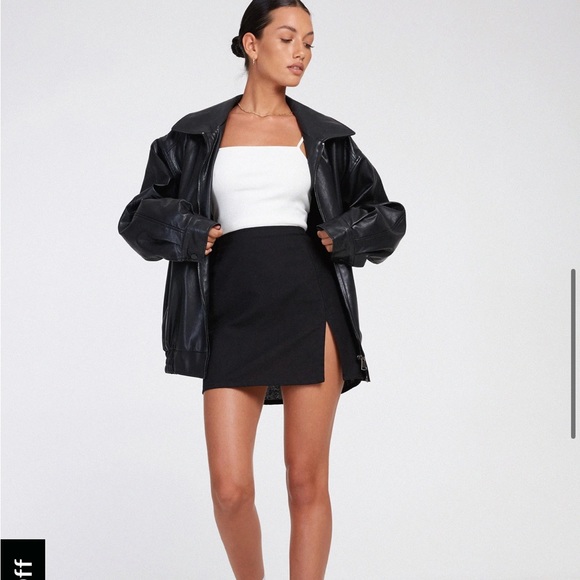 COPY - Motel Rocks SHENY MINI SKIRT IN BLACK_NWT - Picture 2 of 7